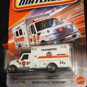 Matchbox  Paramedic Ambulance Toy - International Terrastar